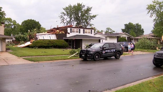 Severe storms uproot trees, damage roofs in south suburban Lansing