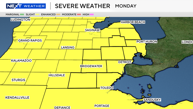 spc-outlook-d2.png