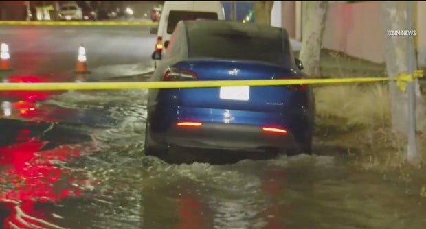 fairfax-water-main-break.jpg 