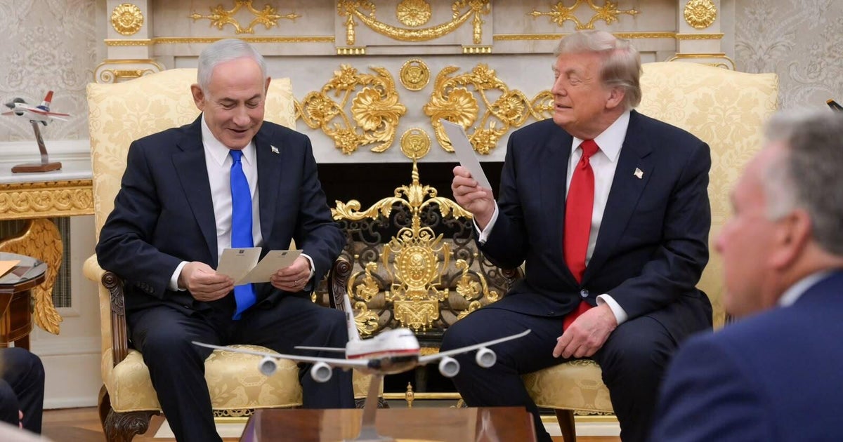Trump meets Netanyahu as his threat to resume strikes looms over Iran