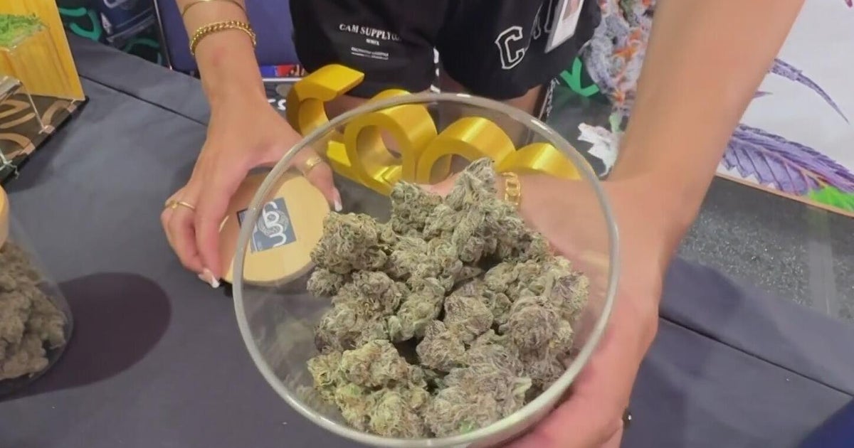 Cannabis industry says it still faces major challenges, such as access to banks