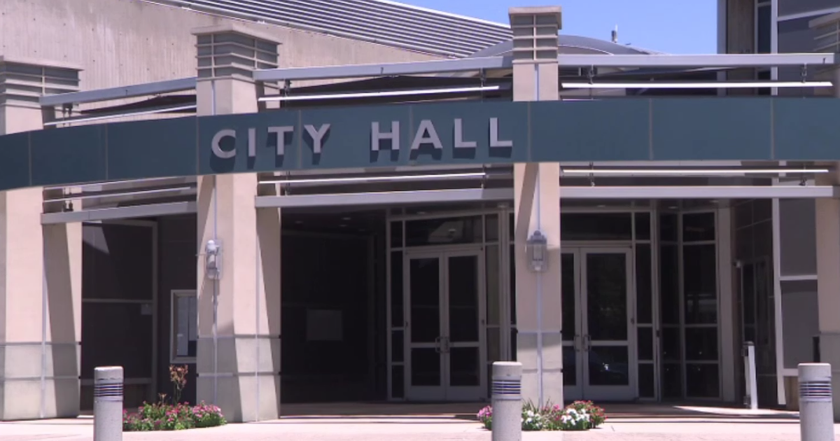 Ontario mayor calls on city's mayor pro tempore to step down after FBI search warrants