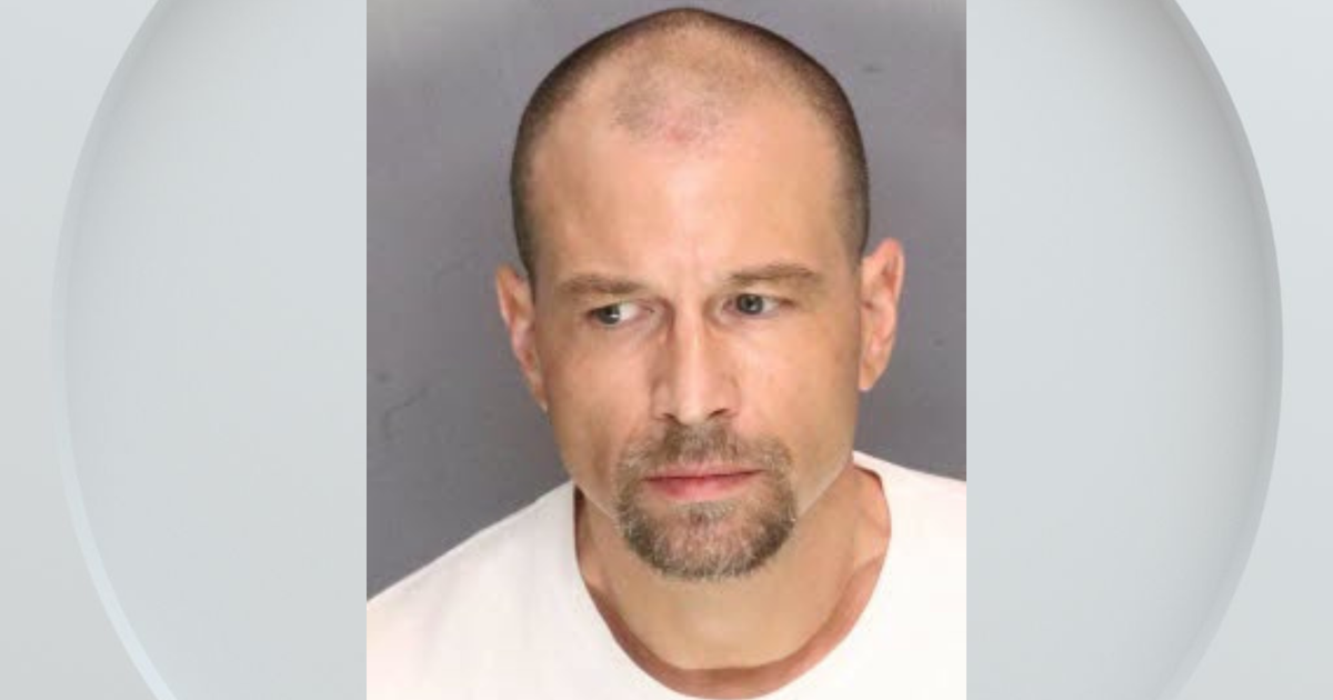 Suspect arrested after 2 people found dead in Stockton alley