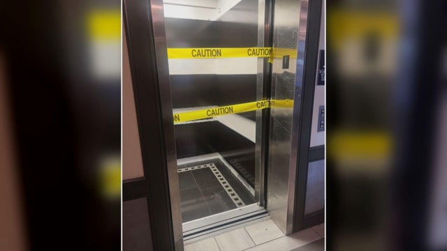 broken-elevator.jpg 