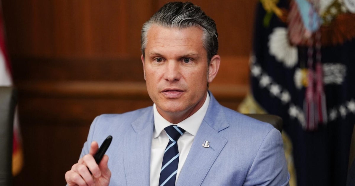 Trump administration offers few details on Iran war as frustration mounts, Hegseth blasts coverage