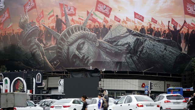 Giant anti-US billboard in Tehran 