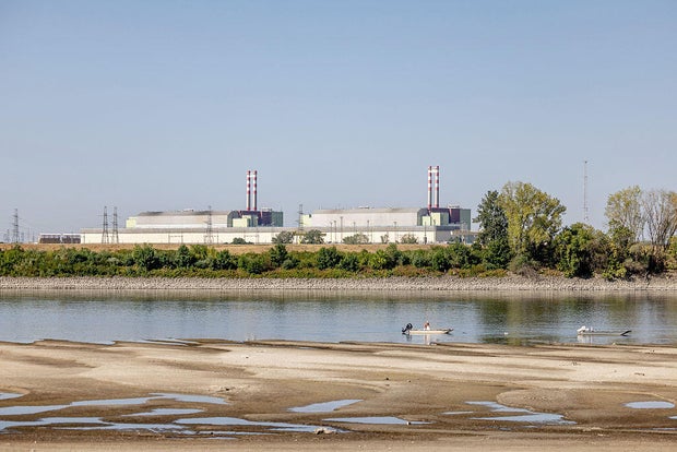 Hungary's Paks Nuclear Plant Shuts Down Due To Record-Low Danube Levels 
