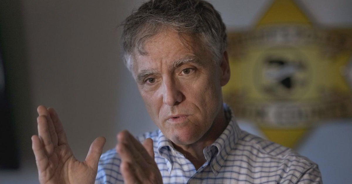 Feds threaten to prosecute Cook County Sheriff Tom Dart if ICE can't access jail