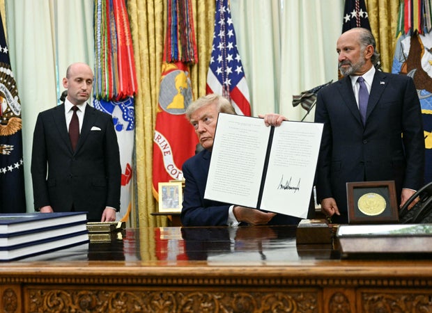 Trump issues new executive orders aimed at birthright citizenship