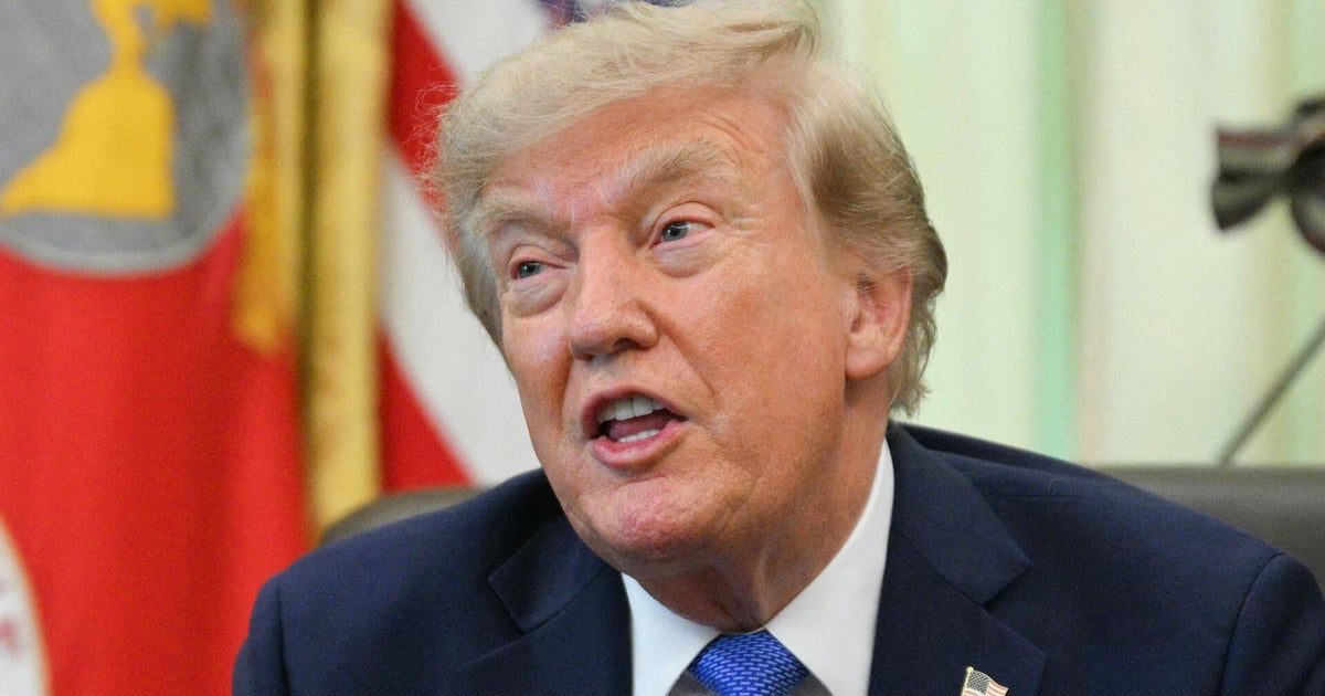 Trump signs executive orders targeting "birth tourism," automatic citizenship eligibility