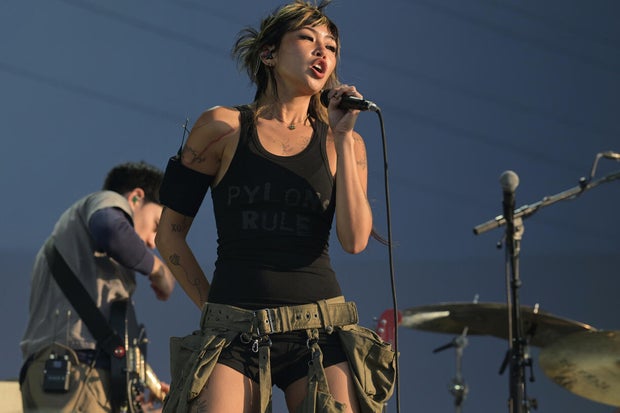 ed-spinelli-lollapalooza-d4-beabadoobee.jpg 