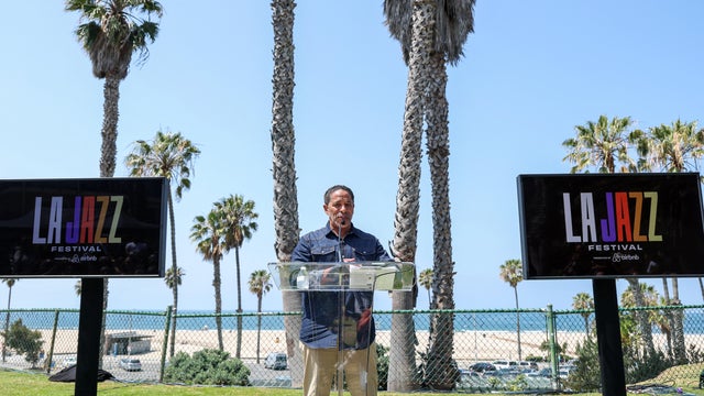 breaking-news-banner-kcal-promo-bottom.png 
