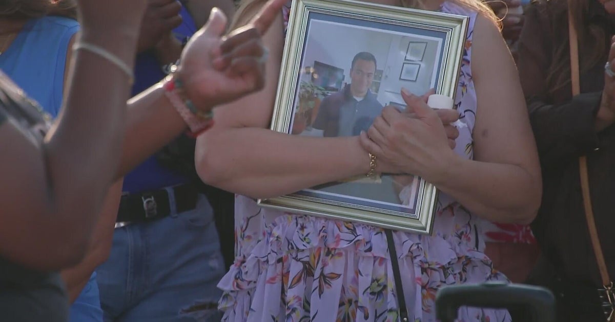 Community remembers bicyclist struck and killed by hit-and-run driver in Aurora