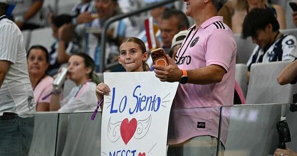 Inter Miami Honors Absent Messi After Father's Death