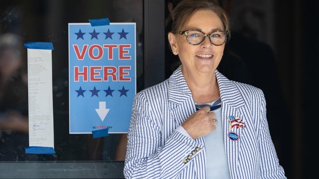 South Carolina Republicans Dash For Cash In Tight Senate Primary 