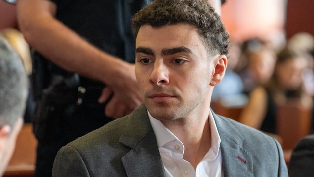 cbsn-fusion-how-unusual-luigi-mangione-legal-team-withdrew-psychiatric-defense-thumbnail.jpg 