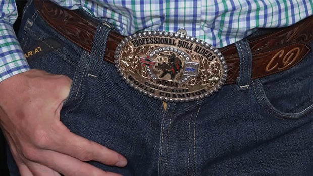 trophy-belt-buckle-a.jpg