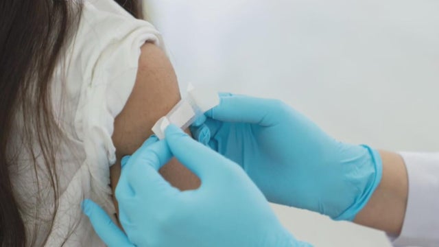 Michigan doctors react to new childhood vaccine recommendations 