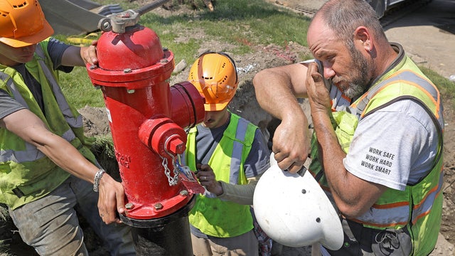 While Bostonians soak up the sun, Mass. urges caution amid high temperatures 