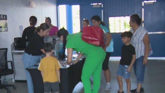 cbsmiami-miami-dade-back-to-school-1.jpg 