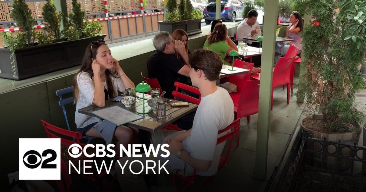 NYC restaurant says year-round outdoor dining will help boost business