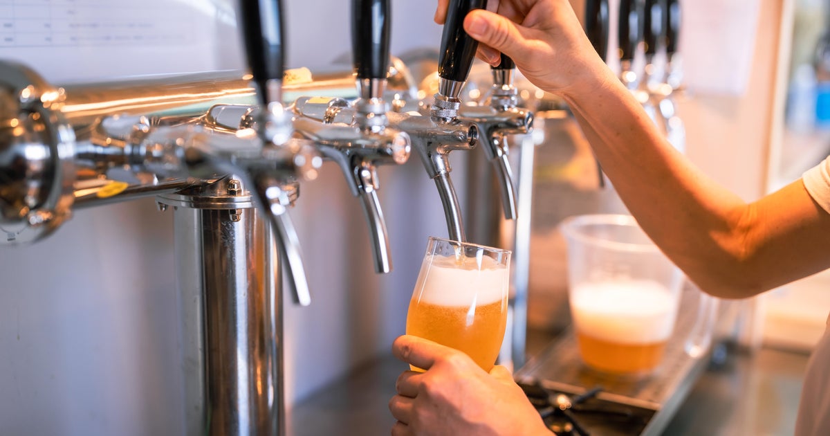 cbsnews.com - Jennifer  McRae - Colorado treasurer claims tariffs hurting craft beer and wine industries