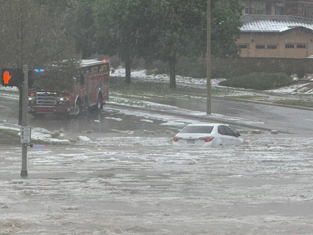 flooding-rescue-smfr.jpg 