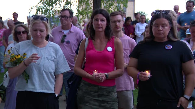 10p-pkg-hopkins-vigil-wccob3ko.jpg 