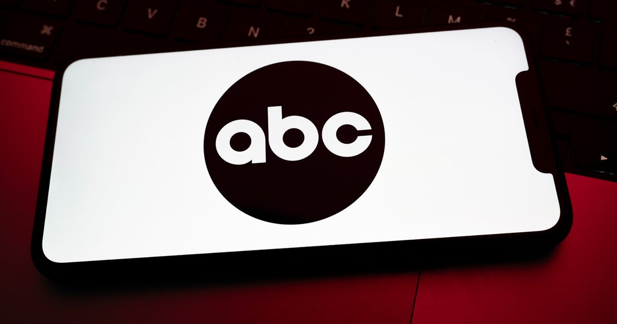 Disney, ABC sue FCC over early license renewals, alleging "retaliatory campaign"