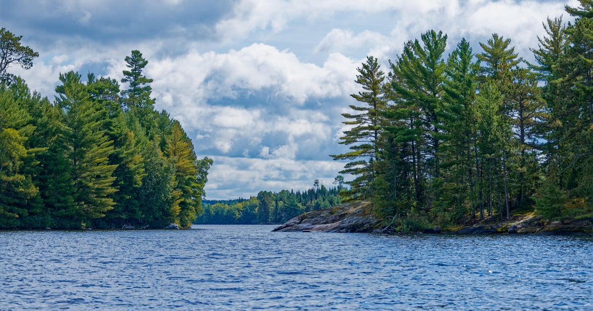 cbsnews.com - Erin  Hassanzadeh - Executive order banning mining in Minnesota's Boundary Waters renews decades-long debate