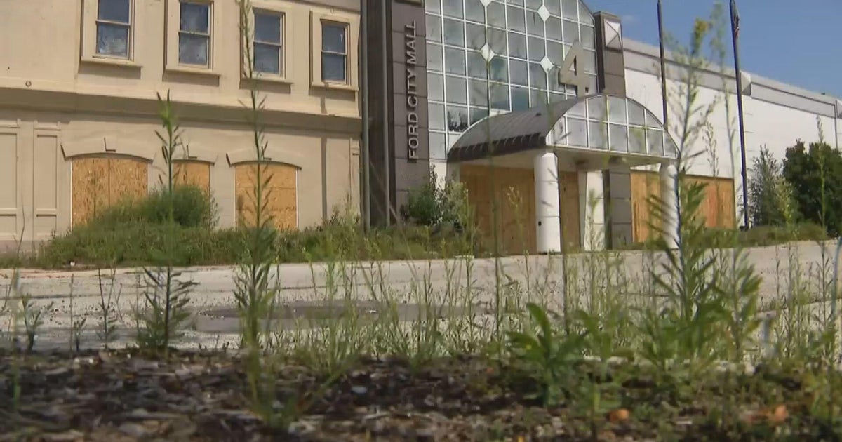 Plan to replace Ford City Mall with industrial complex set for Chicago Plan Commission vote