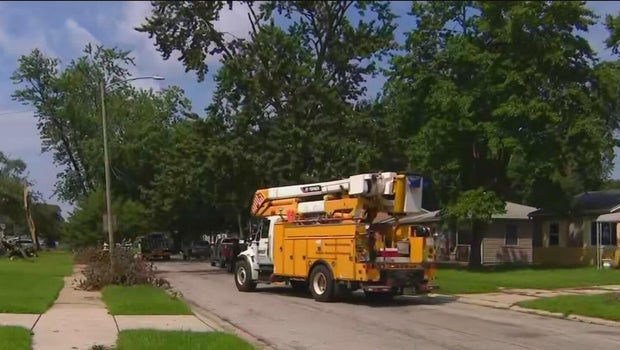 Frustration grows in Hammond, Indiana, over power restoration timelines; new one provided for Gary