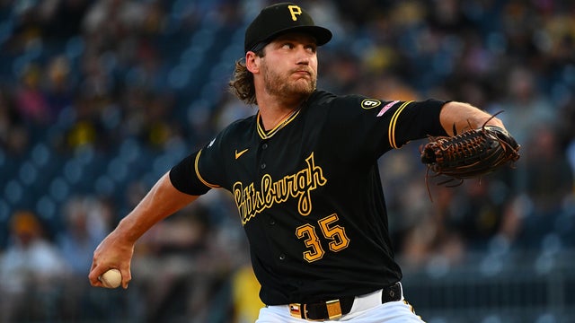 Detroit Tigers v Pittsburgh Pirates 