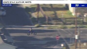 dirt-bike-pursuit-driver.jpg 