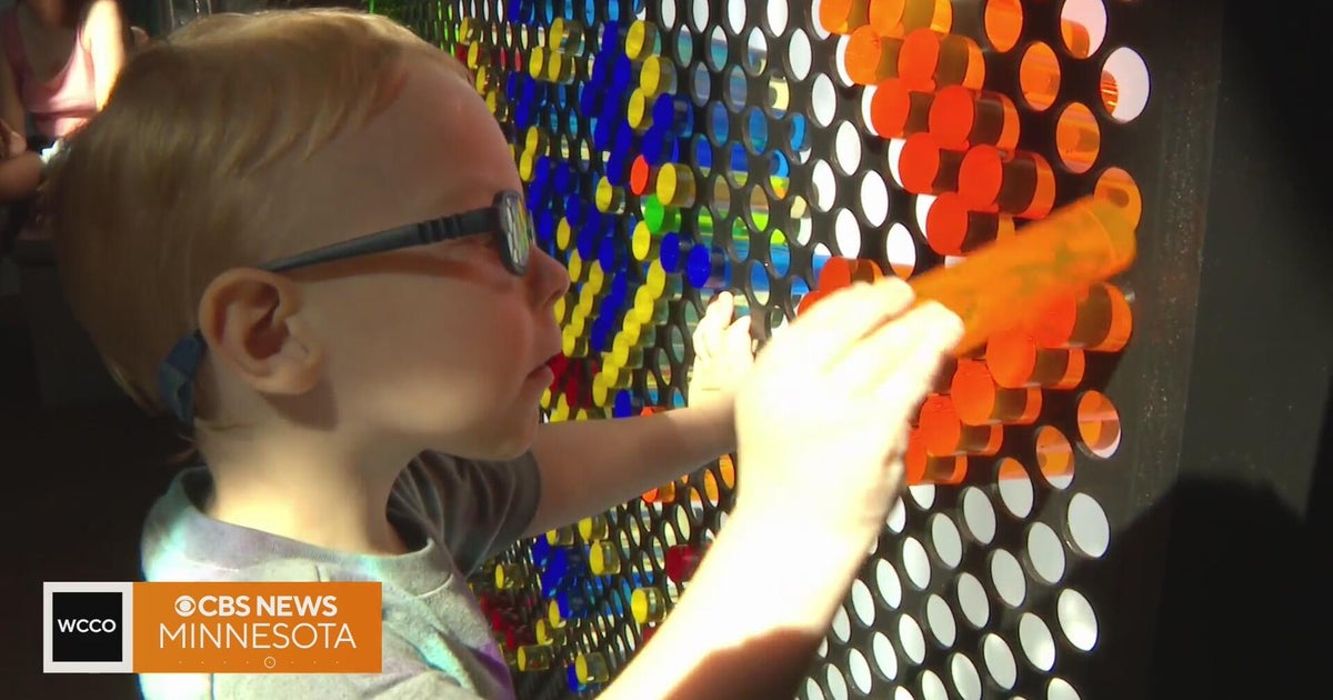 New VR headsets, therapy dogs among offerings at Fraser Sensory Building ahead of State Fair