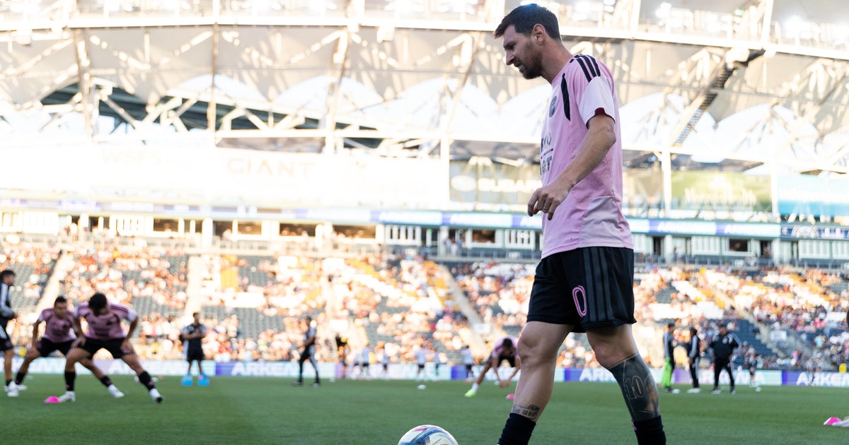 Philadelphia soccer fans flock to Subaru Park to see Lionel Messi: 