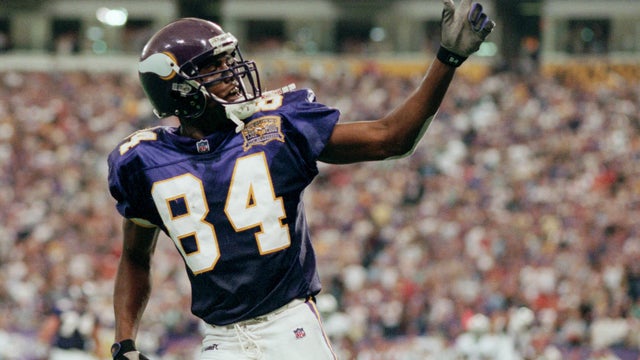 GENERAL INFORMATION: Vikingsvs. Miami Dolphins, Sunday, Sept. 10, 2000 IN THIS PHOTO: Vikingsvs. Miami Dolphins, Sunday, Sept. 10, 2000--Randy Moss reacts after scoring the Vikings only touchdown on Sunday against Miami. 