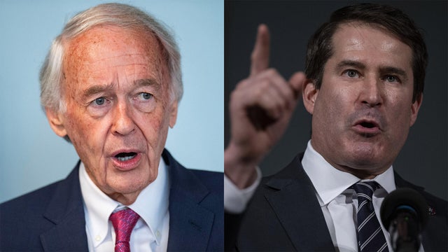 ed-markey-seth-moulton.jpg 
