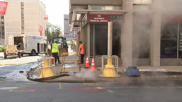 snyder-4-and-5-pm-chinatown-steam-082126-frame-759.jpg 