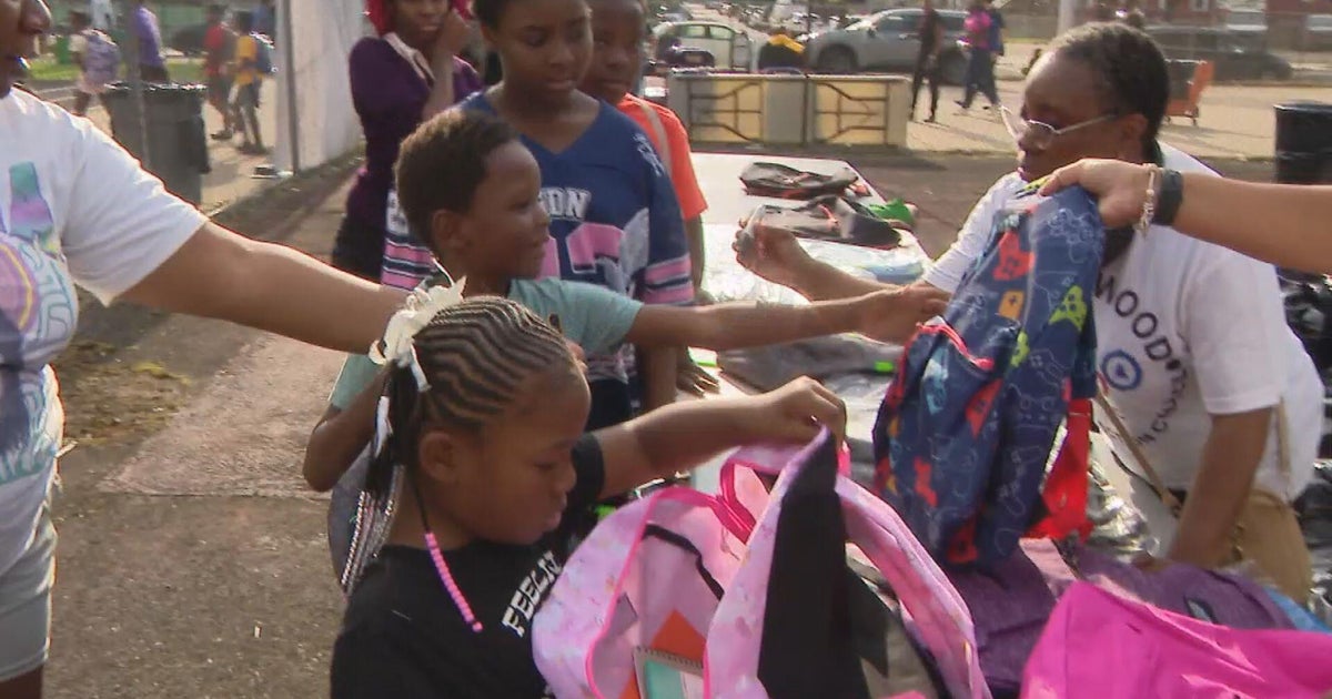 Chicago Public Schools families preparing to go back to school on Monday