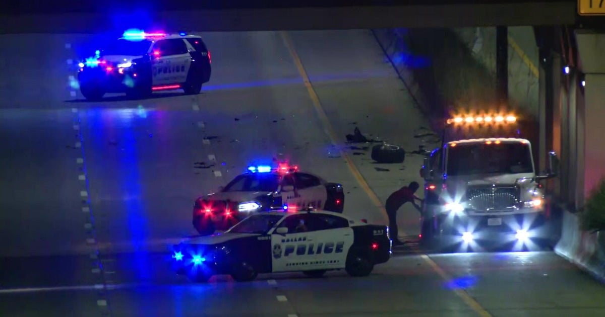 Man charged with hitting Dallas Police car that was helping disabled vehicle, department says