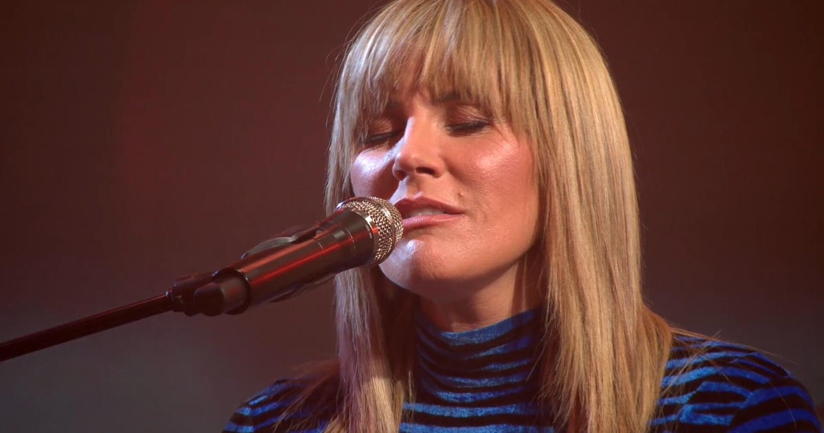 Saturday Sessions: Grace Potter sings "Love Me Not"