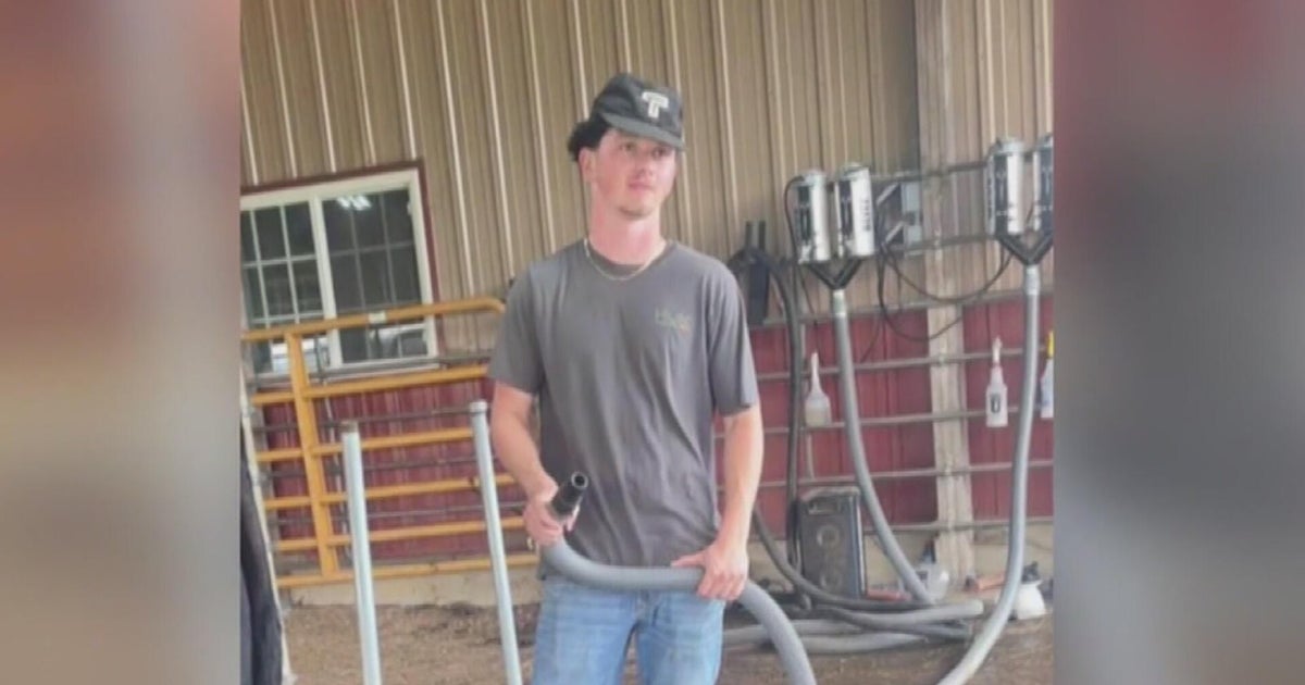 Wisconsin high school football player dies from injuries sustained during game
