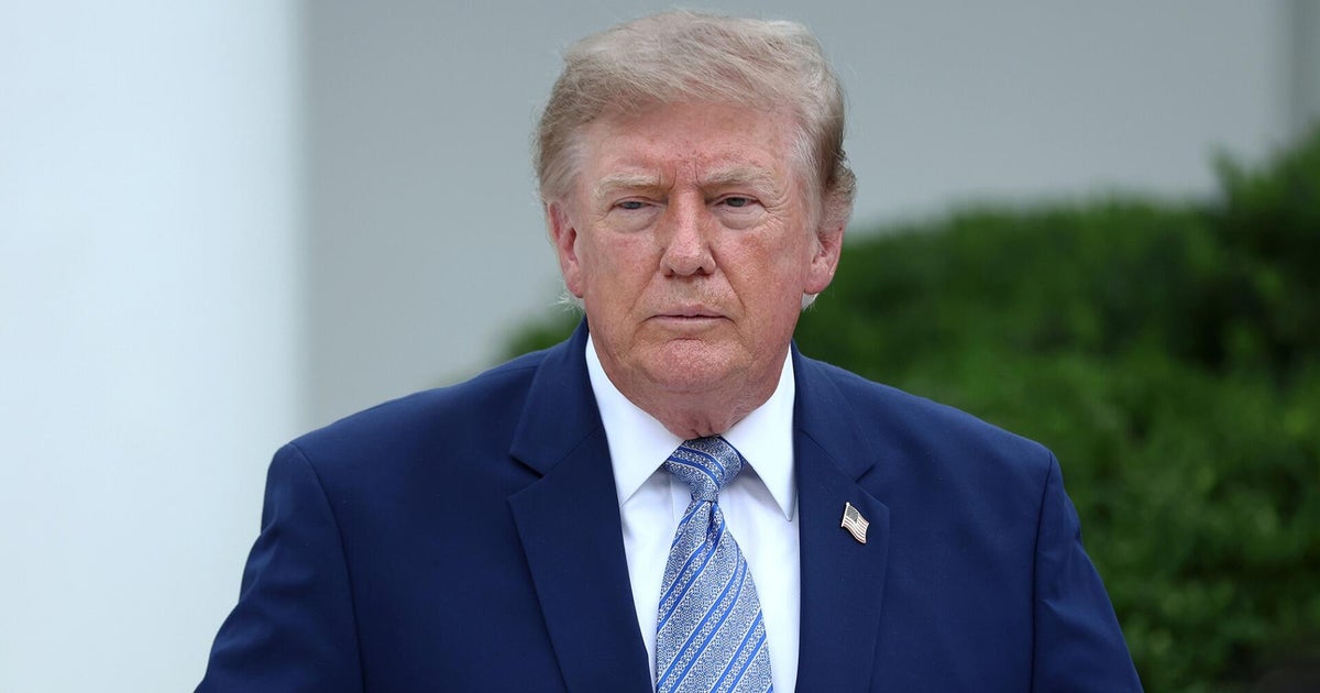 Thumbnail for Trump announces 50% tariffs on Canadian auto and steel imports starting in 2027
