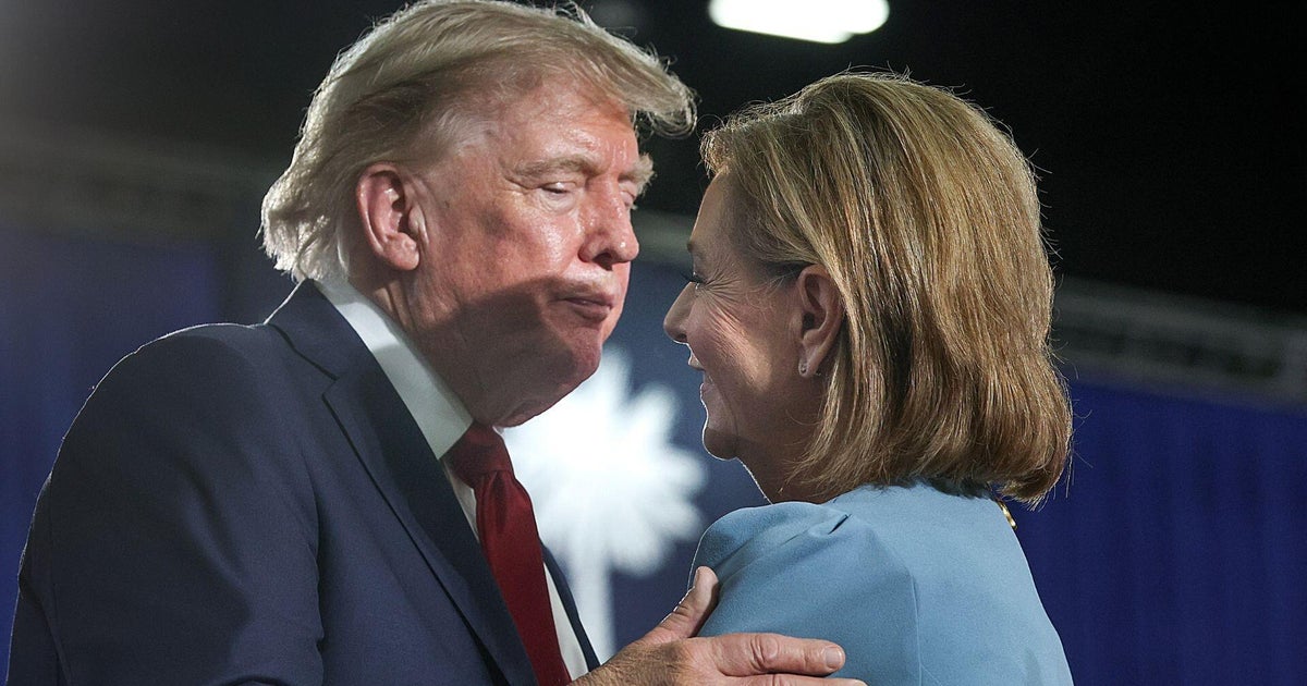 Republicans want Trump to "wake their base up" for midterm elections, analyst says
