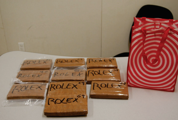 lax employee arrested with 24 pounds of fentanyl.png 
