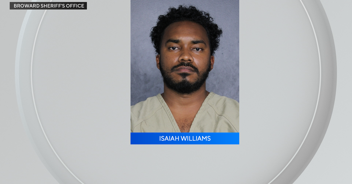 Broward deputy accused of threatening to kill woman, then fleeing with her gun before arrest, officials say