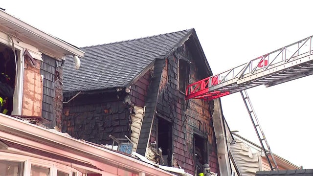 south-ozone-park-fire-ew-hi-res-still.jpg 