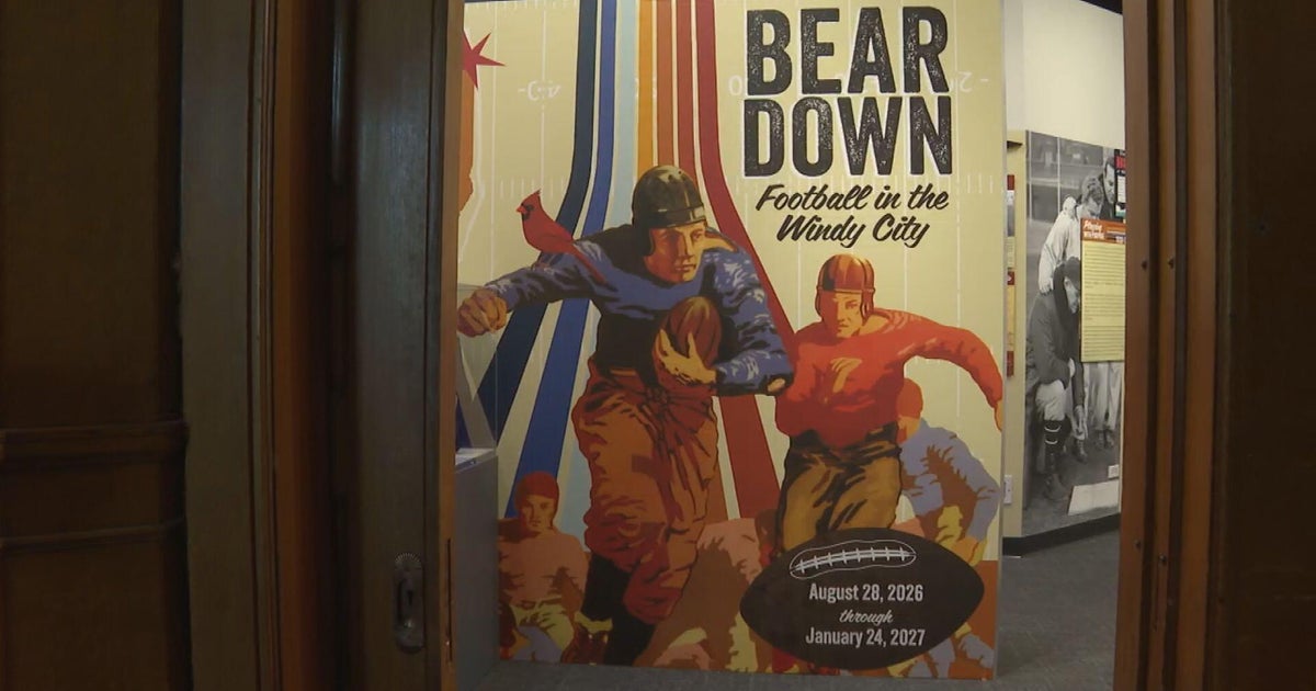 cbsnews.com - Noel  Brennan - 'Bear Down: Football in the Windy City' exhibit opening at Elmhurst History Museum