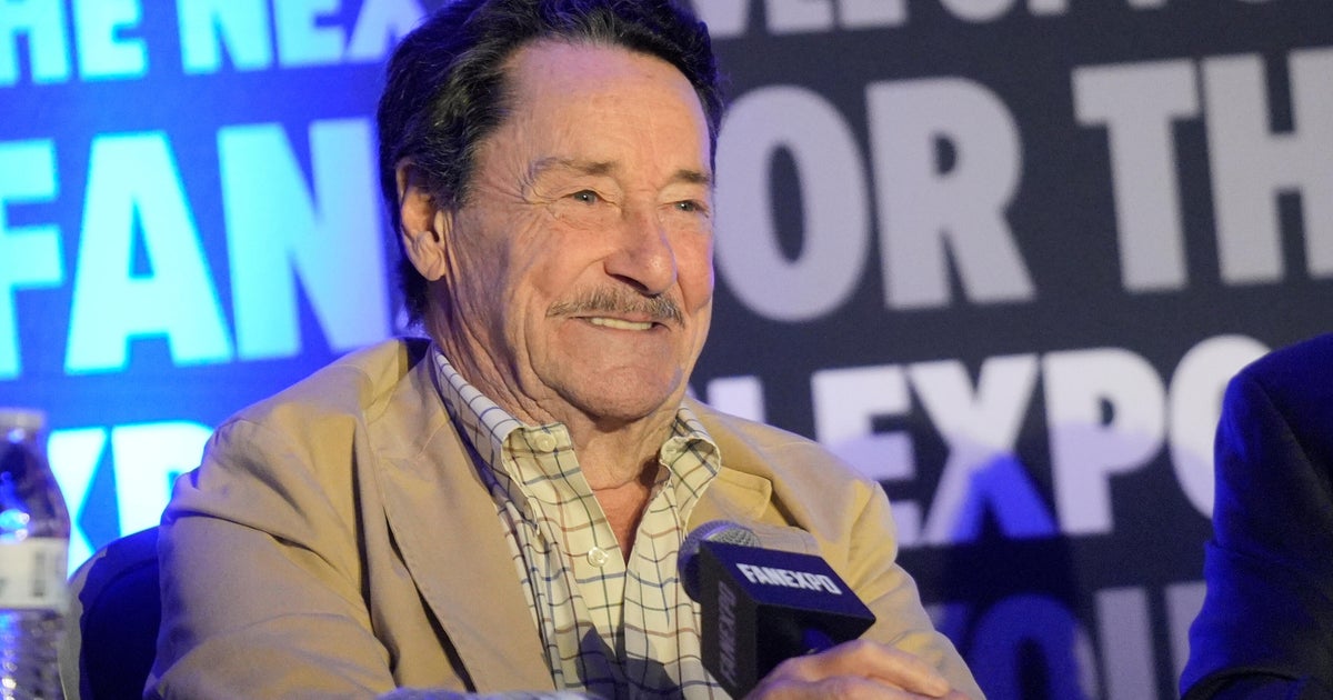 Peter Cullen, der bekannte Synchronsprecher, der Optimus Prime seine ...